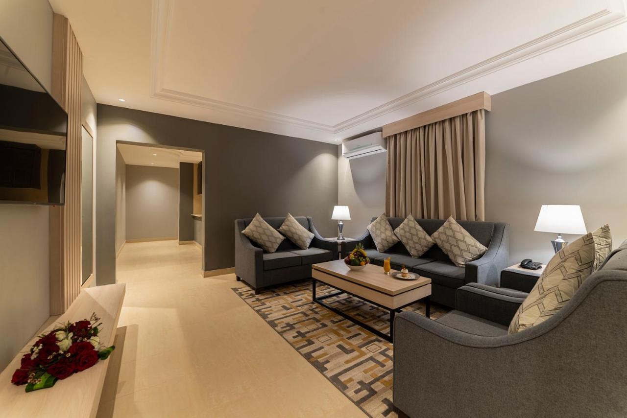 Enala Hotel Apartments- Tabuk 타부크 외부 사진