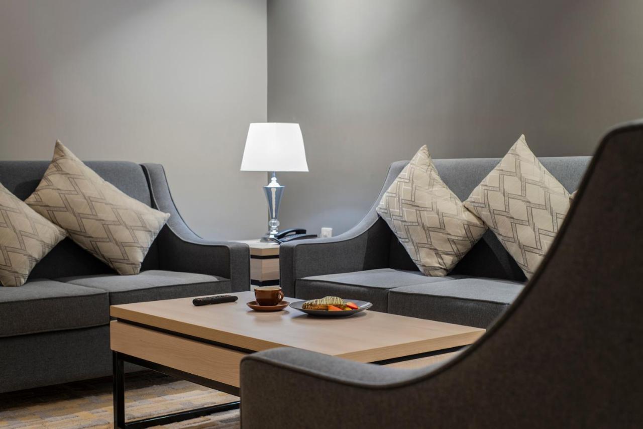 Enala Hotel Apartments- Tabuk 타부크 외부 사진